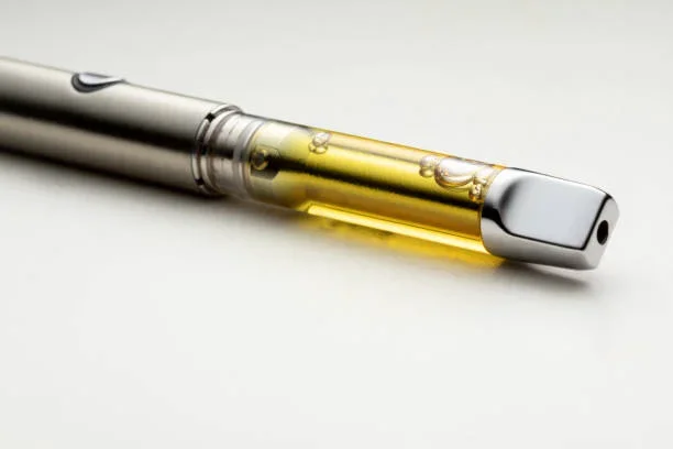 d8 live resin carts